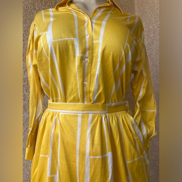Vintage Jaeger London Yellow Skirt Blouse Set W/Pockets - Picture 2 of 15